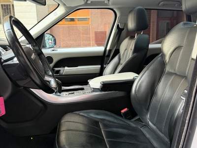 Land Rover Range Rover Sport Range Sport 3.0 TDV6 SE Bianco usata Bari