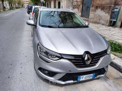 Renault Mégane Versione Intens usata Gioia del Colle