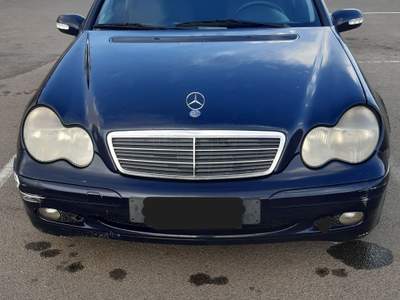 Mercedes-Benz Classe C OCCASIONE !!! - Auto in buone condizioni generali - Lilla usata Oristano