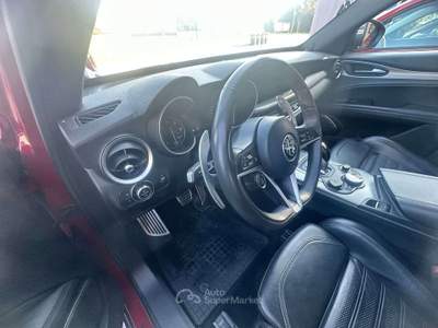 Alfa Romeo Stelvio Stelvio 2.2 t Executive Q4 210cv auto my19 Rosso usata Morrovalle