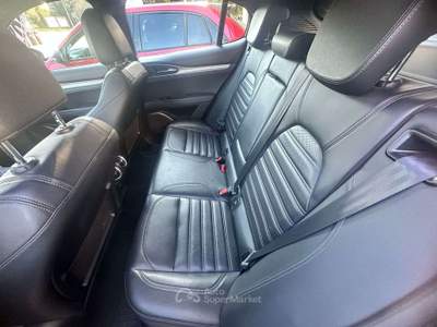 Alfa Romeo Stelvio Stelvio 2.2 t Executive Q4 210cv auto my19 Rosso usata Morrovalle