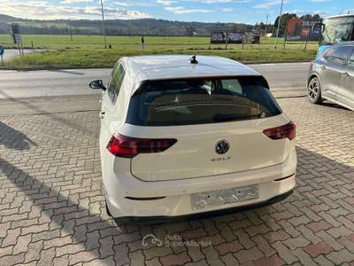 Volkswagen Golf Variant 2.0 TDI DSG Executive BlueMotion Tech. Bianco usata Morrovalle