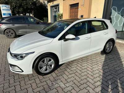 Volkswagen Golf Variant 2.0 TDI DSG Executive BlueMotion Tech. Bianco usata Morrovalle