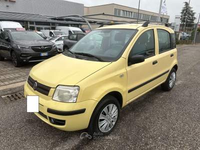 Fiat Panda 1.2 Dynamic Natural Power Giallo usata Ozzano dell'Emilia