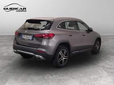Mercedes-Benz GLA 180 D Sport Plus 8G-DCT Grigio usata Lucca