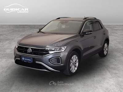 Volkswagen T-Roc 1.0 TSI Edition Plus Grigio usata Lucca