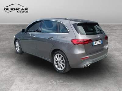 Mercedes-Benz Classe B 180 D Sport Plus 7G-DCT Grigio usata Lucca