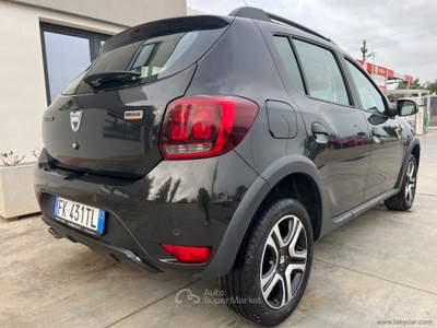 Dacia Sandero Sandero STEPWAY 1.5 dCi 8V 90 S&S E-R SS Brave Nero usata Mesagne
