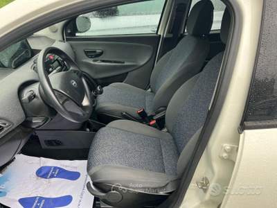 Lancia Ypsilon 5 porte S&S Hybrid usata Modena