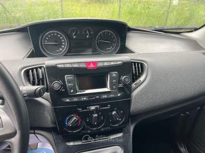 Lancia Ypsilon 5 porte S&S Hybrid usata Modena