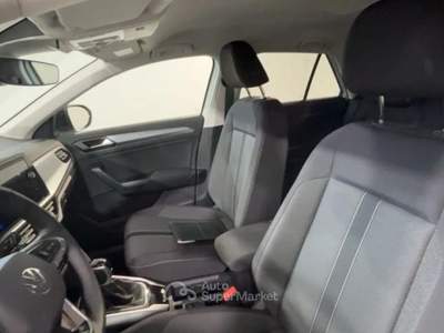 Volkswagen T-Roc 2.0 tdi Edition Plus 150cv dsg Bianco usata Sant'Anastasia