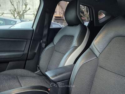 Renault Captur Blue dCi 8V 115 CV EDC Intens Bianco usata Villaricca