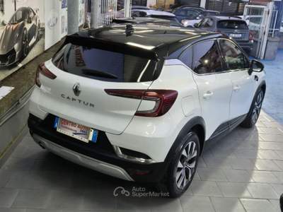 Renault Captur Blue dCi 8V 115 CV EDC Intens Bianco usata Villaricca