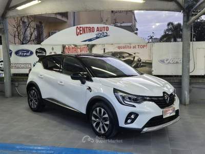 Renault Captur Blue dCi 8V 115 CV EDC Intens Bianco usata Villaricca