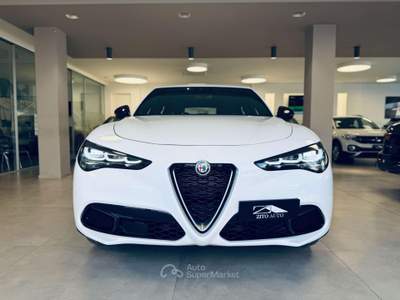 Alfa Romeo Stelvio 2.2 t Super rwd 160cv auto Bianco usata San Michele Salentino