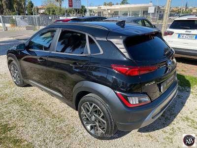 Hyundai Kona HEV 1.6 DCT XClass Nero usata Latina