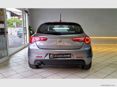Alfa Romeo Giulietta Giulietta 1.6 JTDm-2 120 CV Distinctive Grigio usata Fonte Nuova