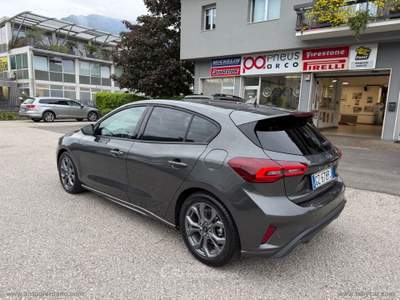 Ford Focus Focus 1.0 EcoBoost Hybr.125 5p.ST LINE SYNC 4 NAVIGATION TOUCH 13.2 Grigio usata Arco