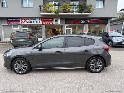 Ford Focus Focus 1.0 EcoBoost Hybr.125 5p.ST LINE SYNC 4 NAVIGATION TOUCH 13.2 Grigio usata Arco