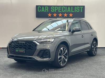 Audi Q5 40 TDI 204 quattro Identity Black TETTO|IVAESPOSTA Grigio usata Como Audi Q5 40 TDI 204 quattro Identity Black TETTO|IVAESPOSTA Grigio usata Como
