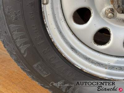 Suzuki Jimny 1.3 16v JLX 4wd Verde usata Castelnovo ne' Monti