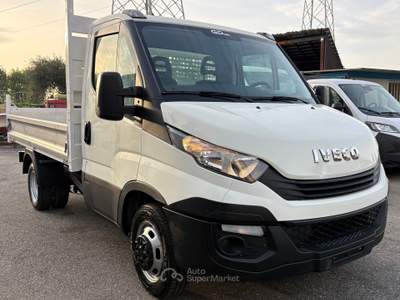 Iveco Daily 35C12 BTor 2.3 HPT 3450 CASSONE RIBALTABILE Bianco usata Torino