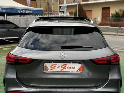 Mercedes-Benz GLA Automatic Premium + Tetto Grigio usata SOMMA VESUVIANA