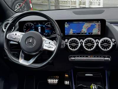 Mercedes-Benz GLA Automatic Premium + Tetto Grigio usata SOMMA VESUVIANA