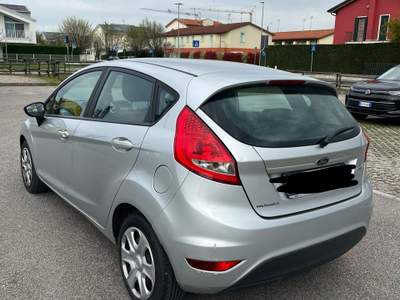 Ford Fiesta Ford Fiesta per Neopatentati Argento usata padova