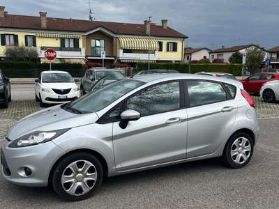 Ford Fiesta Ford Fiesta per Neopatentati Argento usata padova