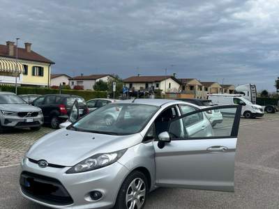 Ford Fiesta Ford Fiesta per Neopatentati Argento usata padova