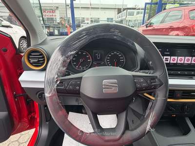 Seat Ibiza Ibiza V 07/2023 1.0 mpi Style 80cv Rosso usata Torino