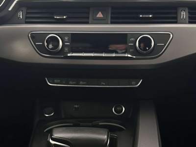 Audi A4 A4  2.0 tdi mhev Bus. Advanced 163cv s-tronic Grigio usata Montecorvino Pugliano