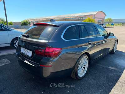 BMW Serie 5 525d 525 525d Luxury Grigio usata Formello