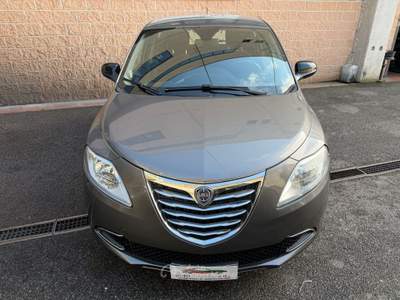 Lancia Ypsilon 85 CV 5 porte S&S Platinum Grigio usata Formello