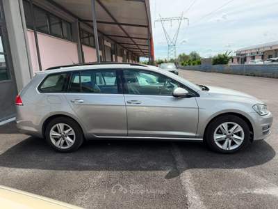 Volkswagen Golf Variant 1.6 TDI 110CV SW Grigio usata Formello