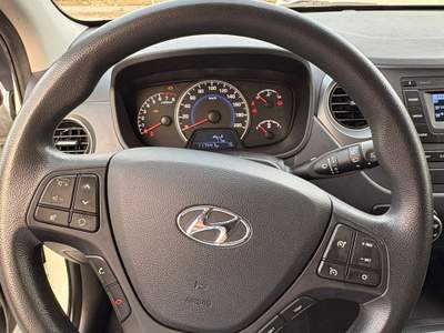 Hyundai i10 Login usata Pozzuoli