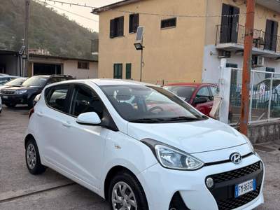 Hyundai i10 Login usata Pozzuoli