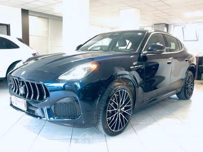 Maserati Grecale MHEV 300 CV AWD GT N1 Blu/Azzurro usata Isernia