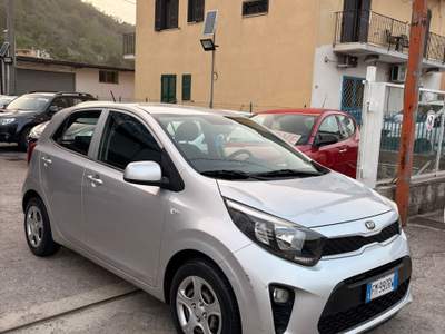 Kia Picanto 5 porte active usata Pozzuoli
