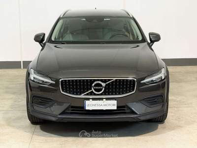 Volvo V60 Cross Country 2.0 b4 Pro awd auto *PREZZO REALE* Grigio usata Torbole Casaglia