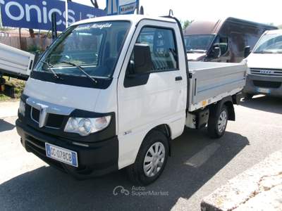 Piaggio Porter 1.3 16V EURO 6C GPL DI SERIE RIBALTABILE 103000 KM Bianco usata Giugliano in Campania