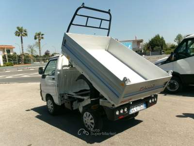 Piaggio Porter 1.3 16V EURO 6C GPL DI SERIE RIBALTABILE 103000 KM Bianco usata Giugliano in Campania