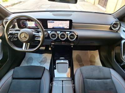 Mercedes-Benz Classe A A 180 d Automatic AMG Line Premium Argento usata Castellana Grotte