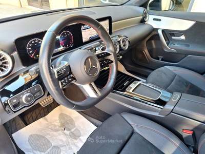 Mercedes-Benz Classe A A 180 d Automatic AMG Line Premium Argento usata Castellana Grotte