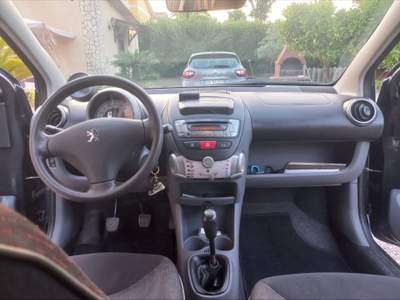 Peugeot 107 Ottimo stato tenuta benissimo Blu/Azzurro usata ROMA