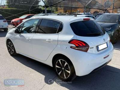 Peugeot 208 BlueHDi 100 CV Allure Promo Bianco usata Este