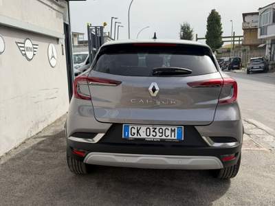 Renault Captur II 2022 1.0 tce Intens Gpl 100cv my21 Grigio usata Sant'Antimo