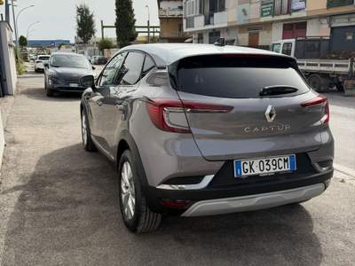 Renault Captur II 2022 1.0 tce Intens Gpl 100cv my21 Grigio usata Sant'Antimo