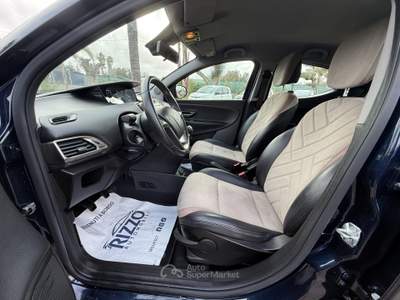 Lancia Ypsilon 1.2 69CV 5porte Platinum Navi Pelle Blu/Azzurro usata Mesagne